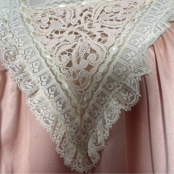 VTG 70s Women Maxi‎ Slip Dress Small Pink Embroidered Cottagecore Royalcore Lace - Picture 3 of 13